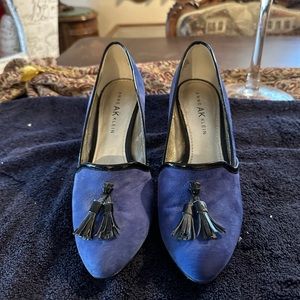 Suede blue with tassels